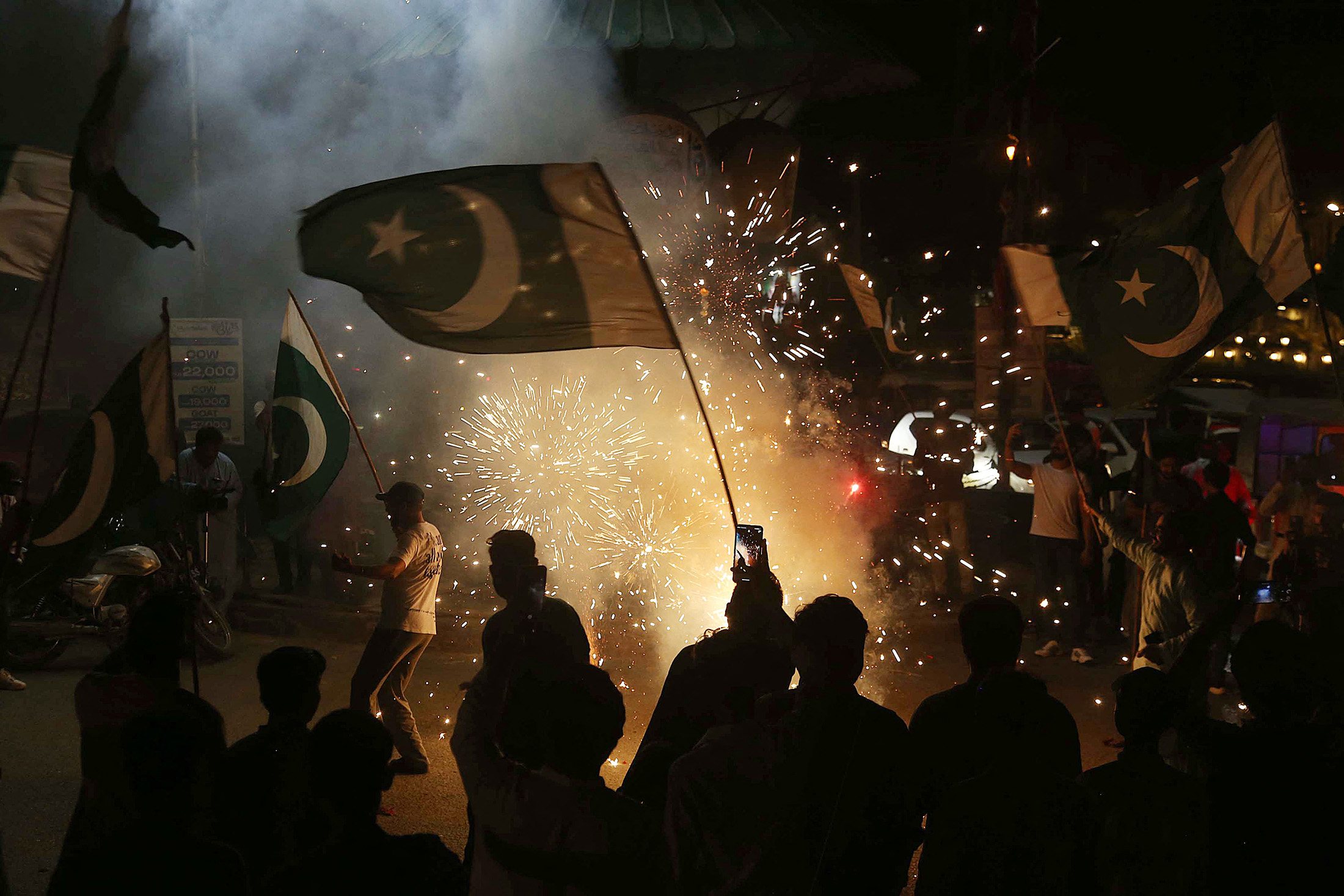TOPSHOT-PAKISTAN-INDIA-KASHMIR-UNREST-CONFLICT-CEASEFIRE
