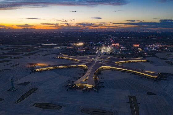 Beijing’s Giant New Airport Helps China Rival U.S. in the Skies