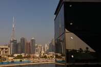 Gloom Deepens For Dubai Property Slump