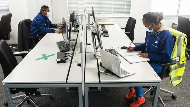 Bloomberg business news