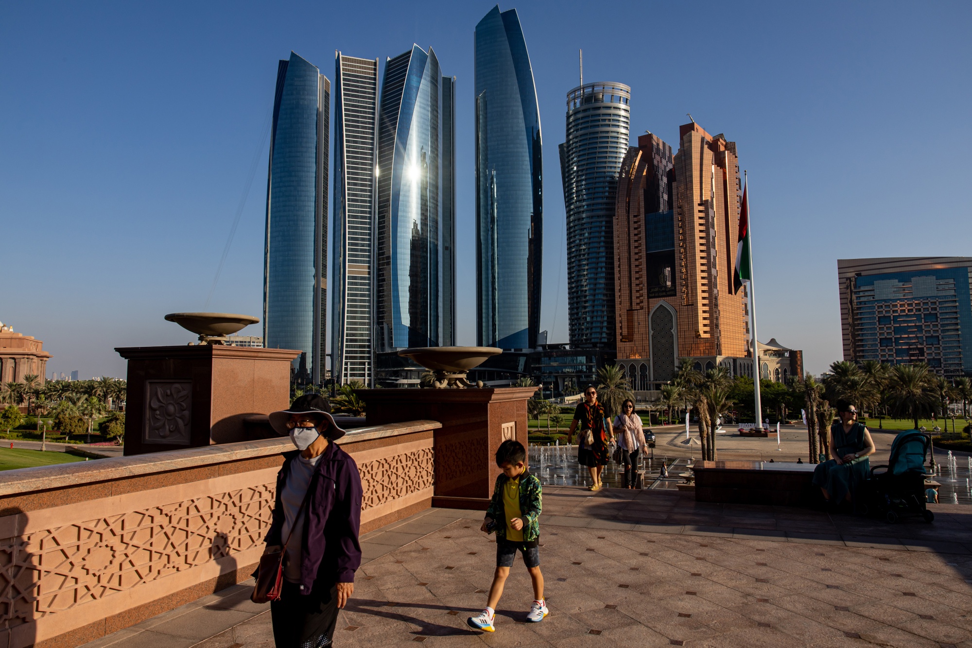 Abu Dhabi Reports 211% Surge In AUM On Influx Of Money Managers - Bloomberg