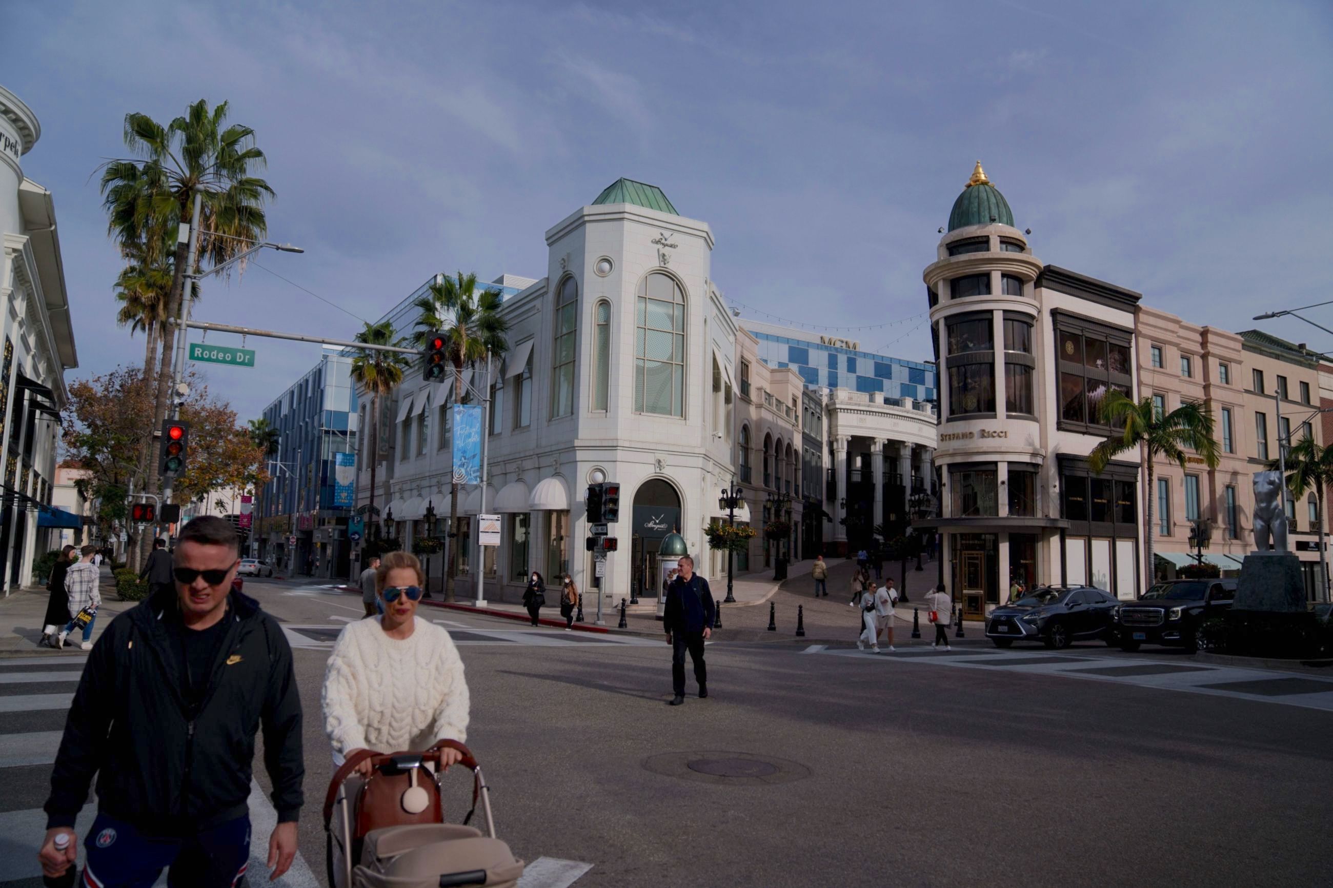 Rodeo Drive Shops Cleared Out
