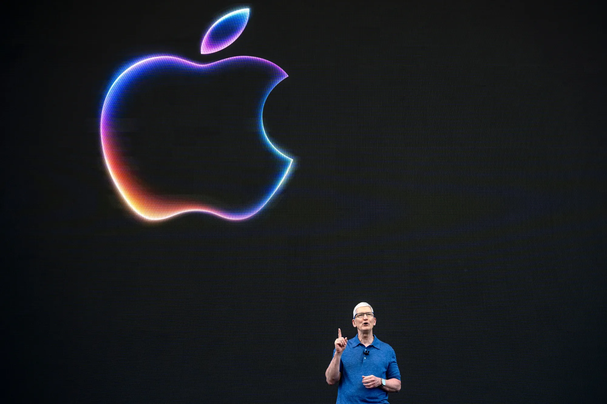 Apple WWDC 2025 Preview: iOS 26, macOS 26, New AI Features, iPadOS 26  Redesigns - Bloomberg