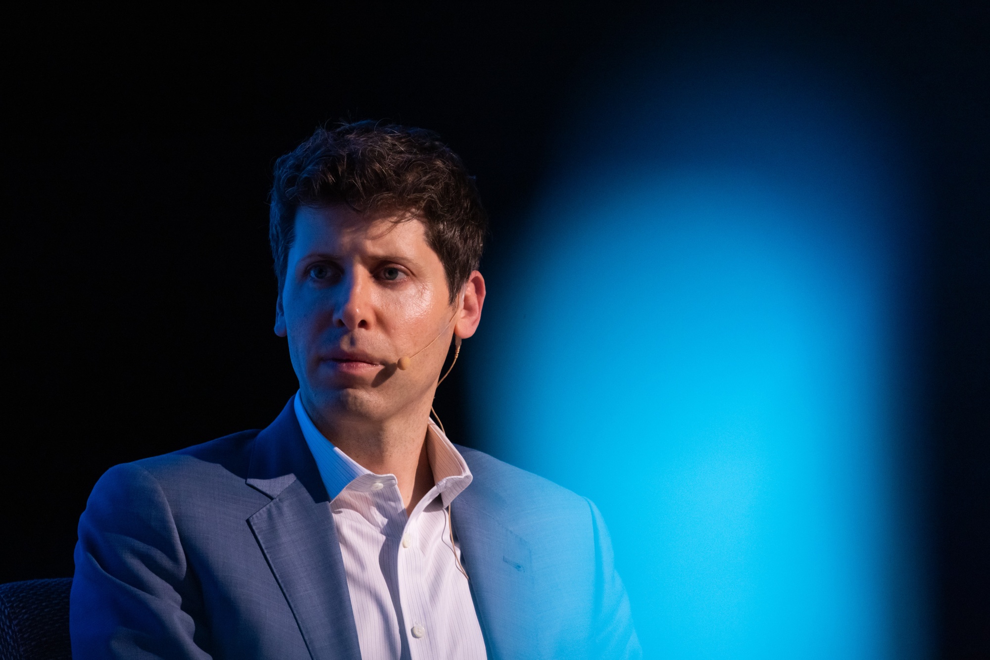 Foundering: How Sam Altman Survived The OpenAI Coup - Bloomberg