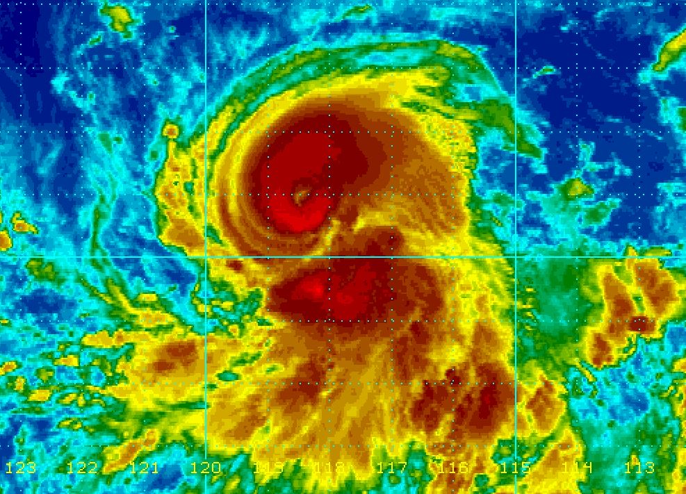 Fernanda a Powerful Category 4 Hurricane in Pacific Bloomberg
