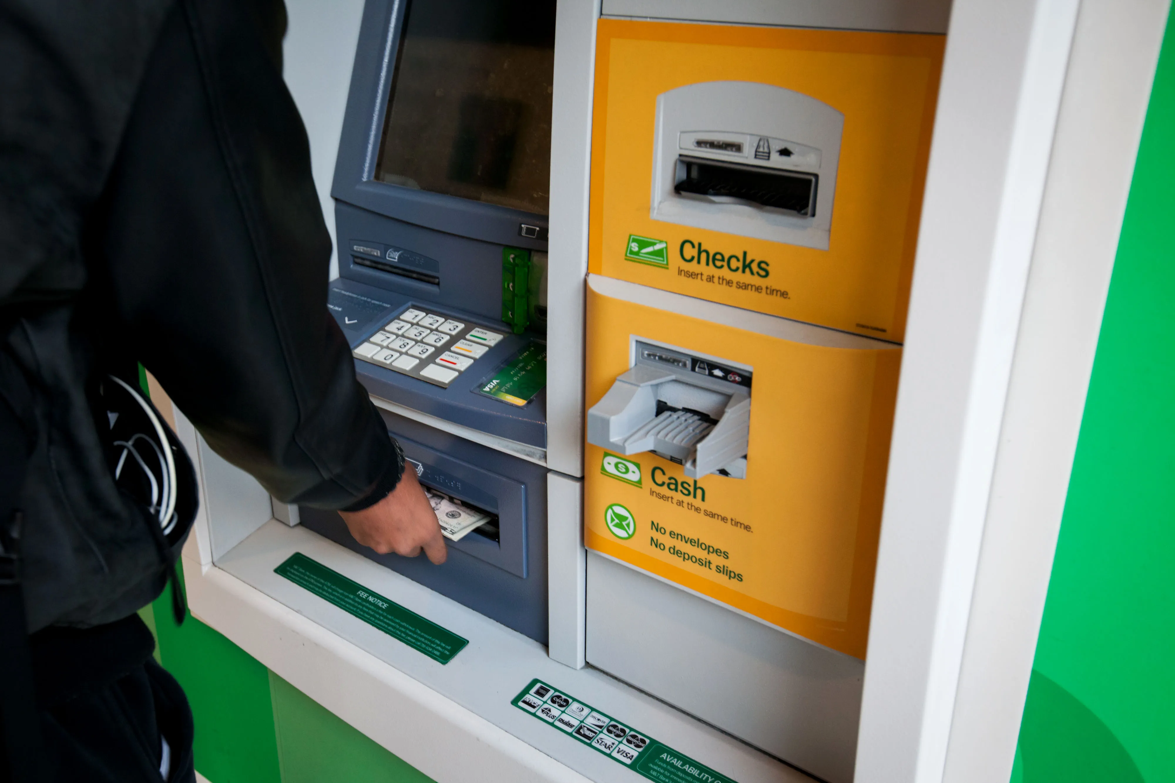 M&T Bank Corp. Branches Ahead Of Earnings Figures