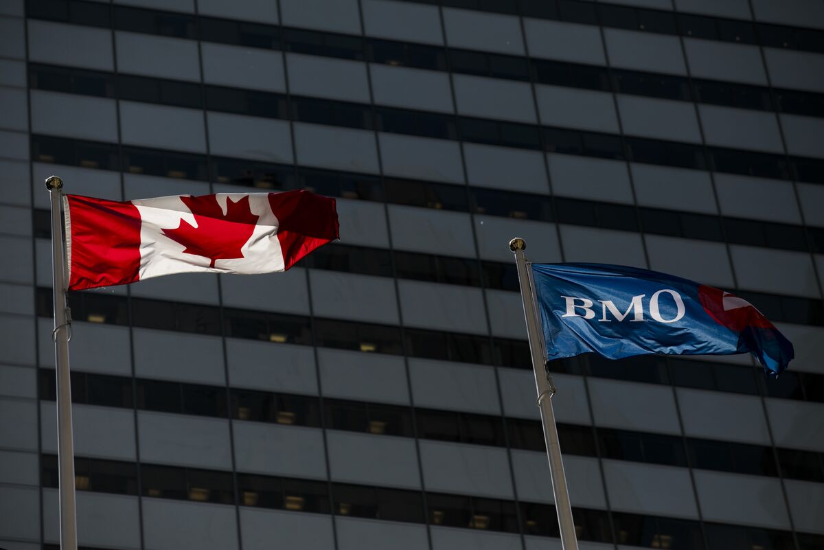 BMO Tops Estimates, Raises Dividend 25% as Clients Boost Borrowing in U.S. and C..