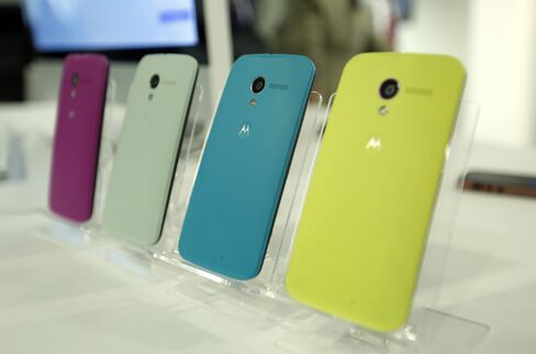 Motorola Moto X Smartphones Sit in Fort Worth