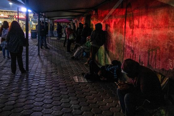 Where Foreigners Get Vaccinated, No Questions Asked