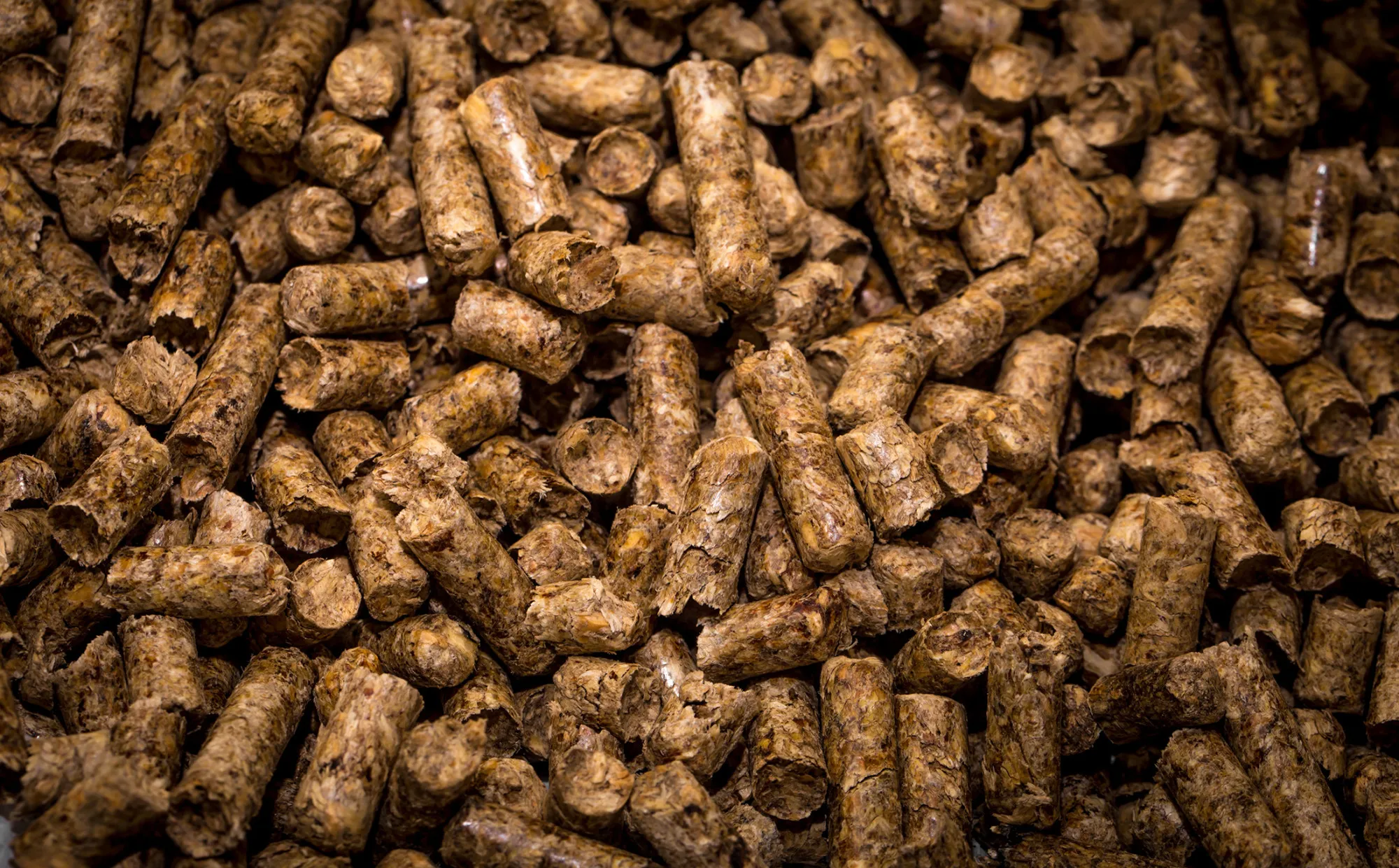 1487845833_RF_WOOD_PELLETS