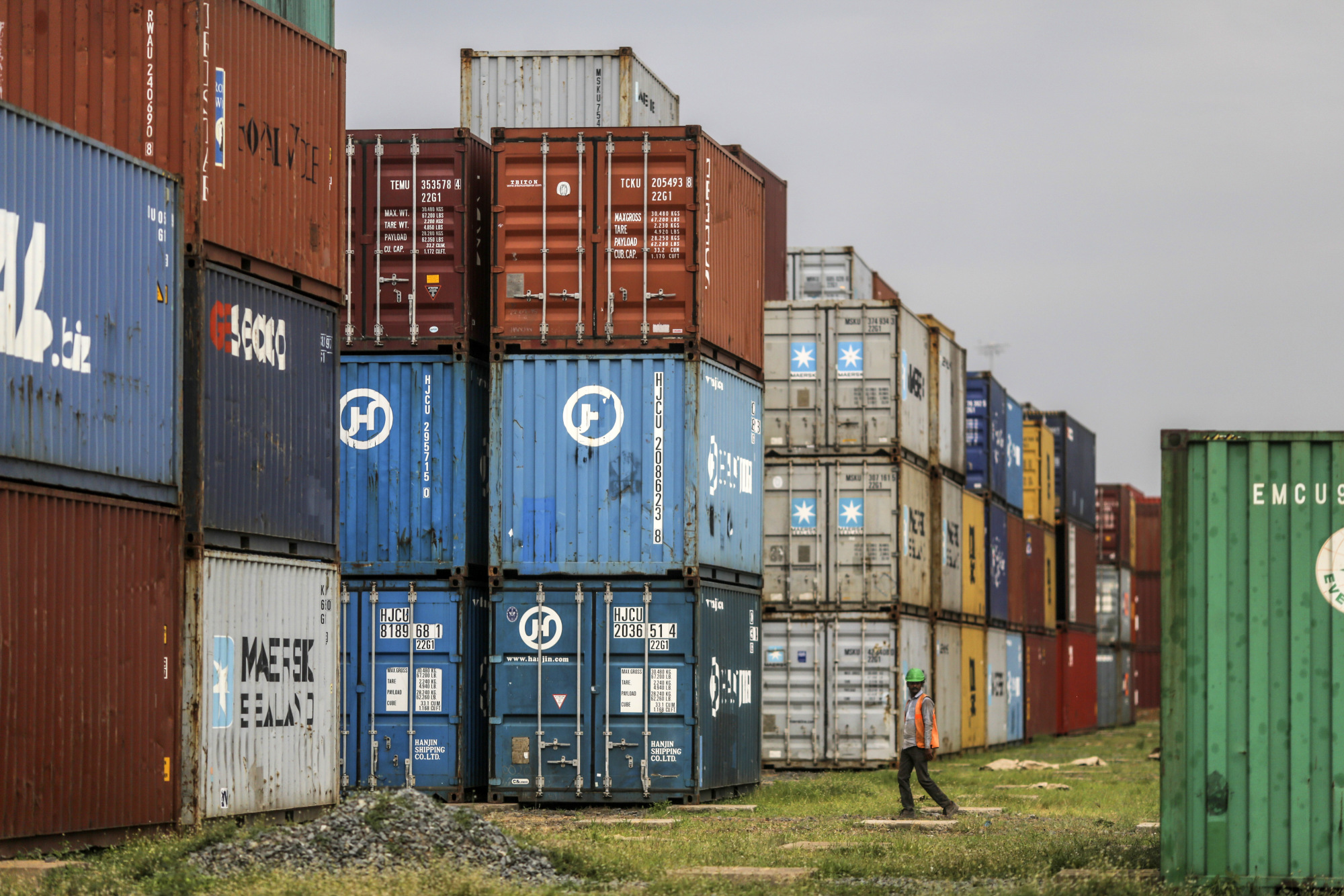 Traders Say Delay of Billions in Tax Refunds Slows India Exports Bloomberg