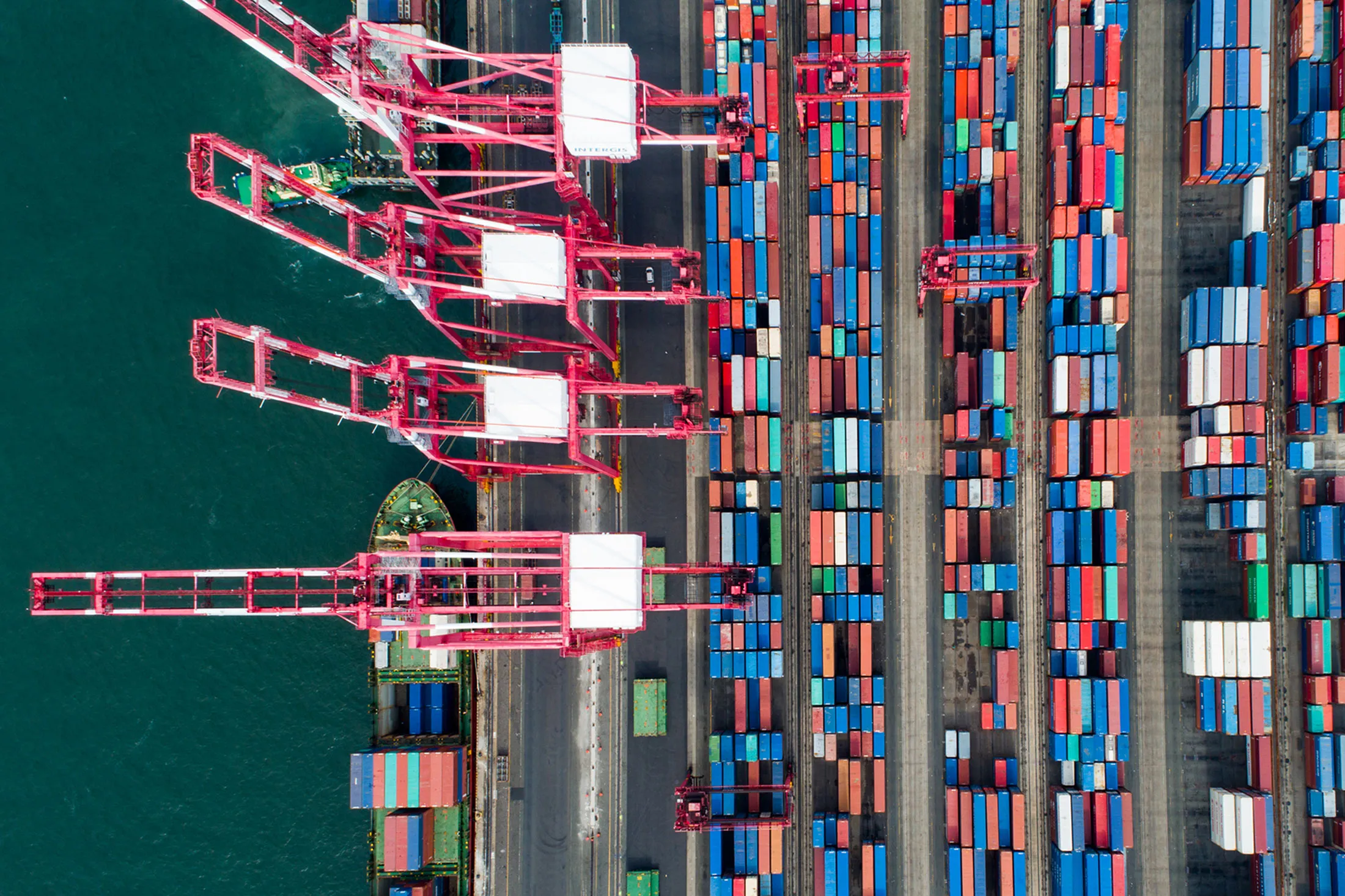 Operations at Busan Port Terminal as Exports Expected to Continue to Rise