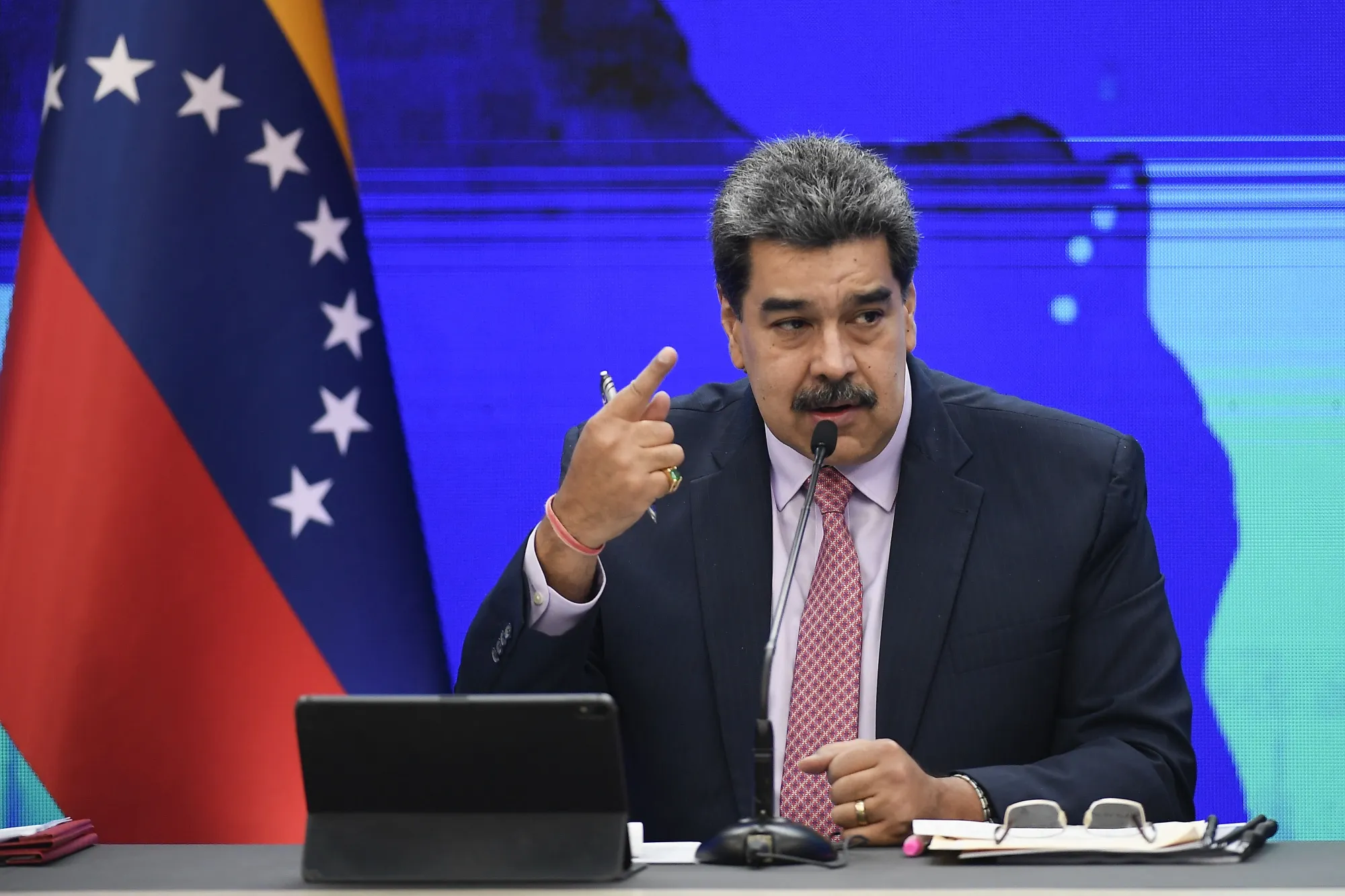 50 Millionen Dollar Die Usa Machen Ernst Maduro Steht Vor Dem Aus - 9dix209