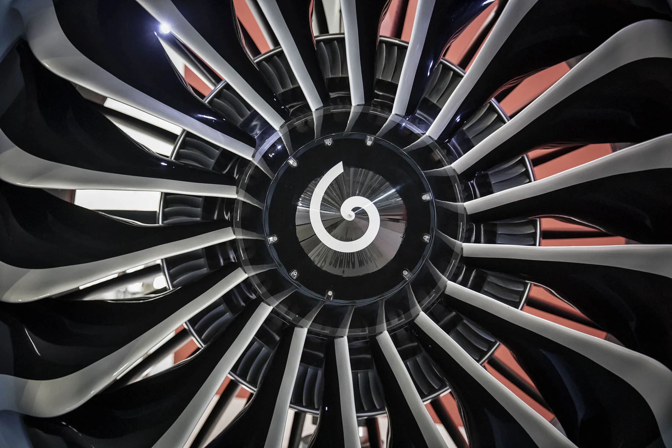 1485303701_rolls royce jet