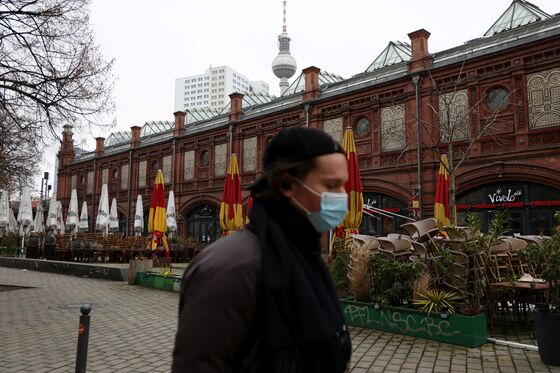 Germany Gripped by ‘Third Wave’ as EU Tackles Vaccination Woes