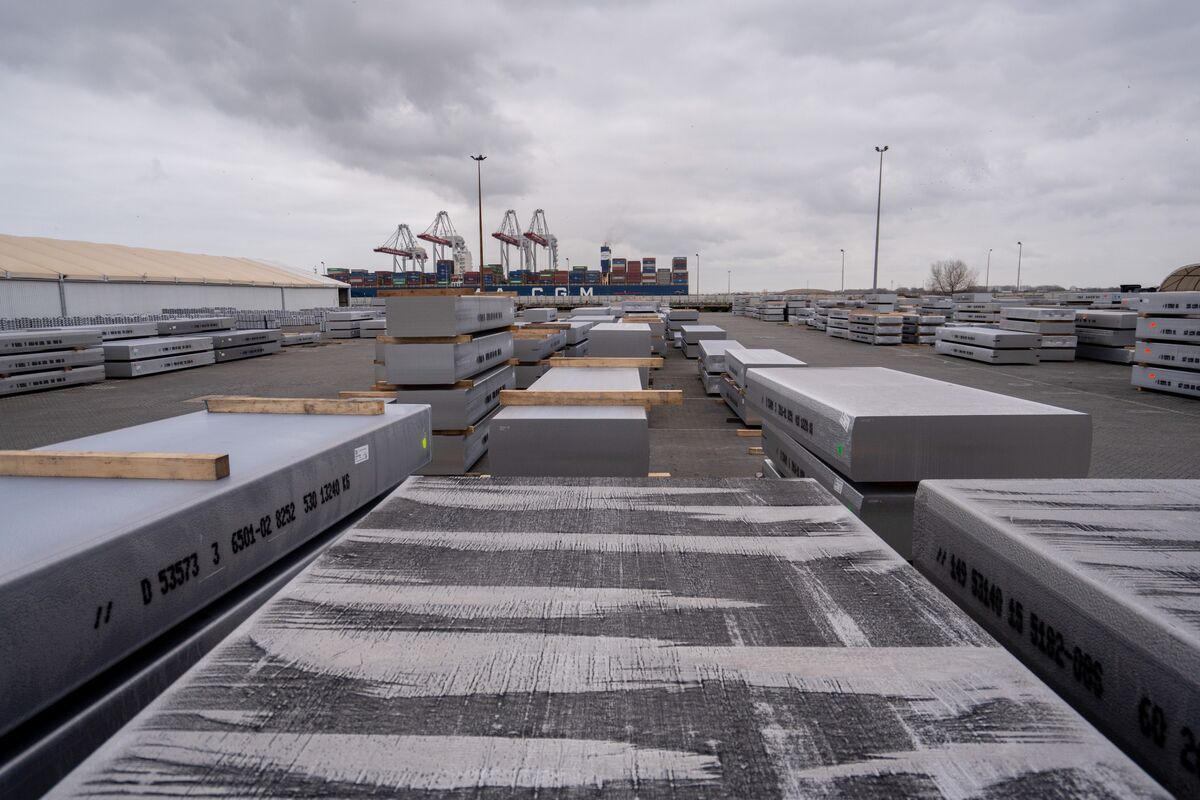 ⚫️ BLOOMBERG: Le previsioni di crescita dell'UE a rischio dopo il ritorno di Trump alla Casa Bianca