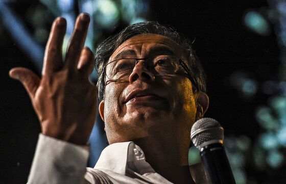 Colombia Presidential Front-Runner Would End New Oil Exploration