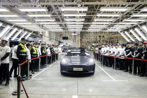 Tesla in Talks to Buy Glencore Cobalt for Shanghai Car Plant