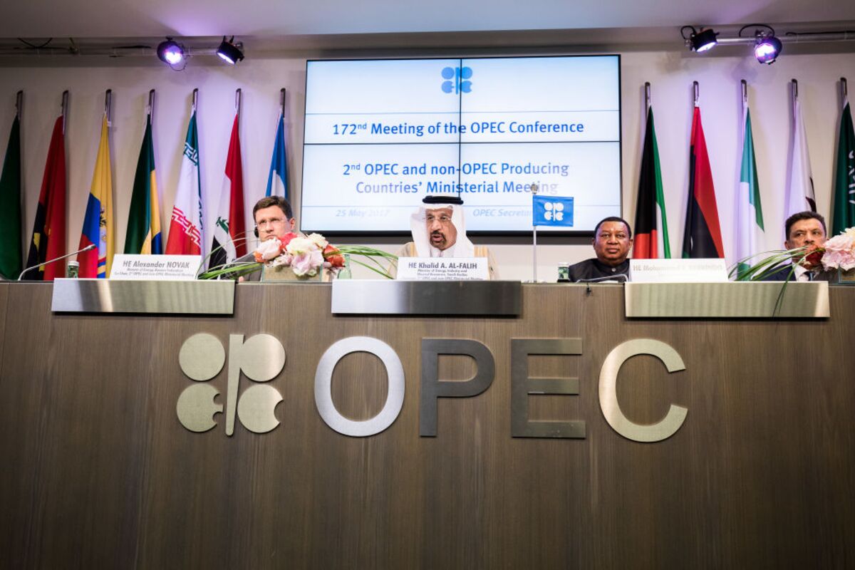 c how does opec meet the definition of a cartel The cost of transportation’s oil dependence david l greene oak ridge national laboratoryoak ridge, tennessee 3783 1-6207usa the societal costs of oil dependence do not fit neatly into the definition of a market externality though oil. c how does opec meet the definition of a cartel The cost of transportation’s oil dependence david l greene oak ridge national laboratoryoak ridge, tennessee 3783 1-6207usa the societal costs of oil dependence do not fit neatly into the definition of a market externality though oil.