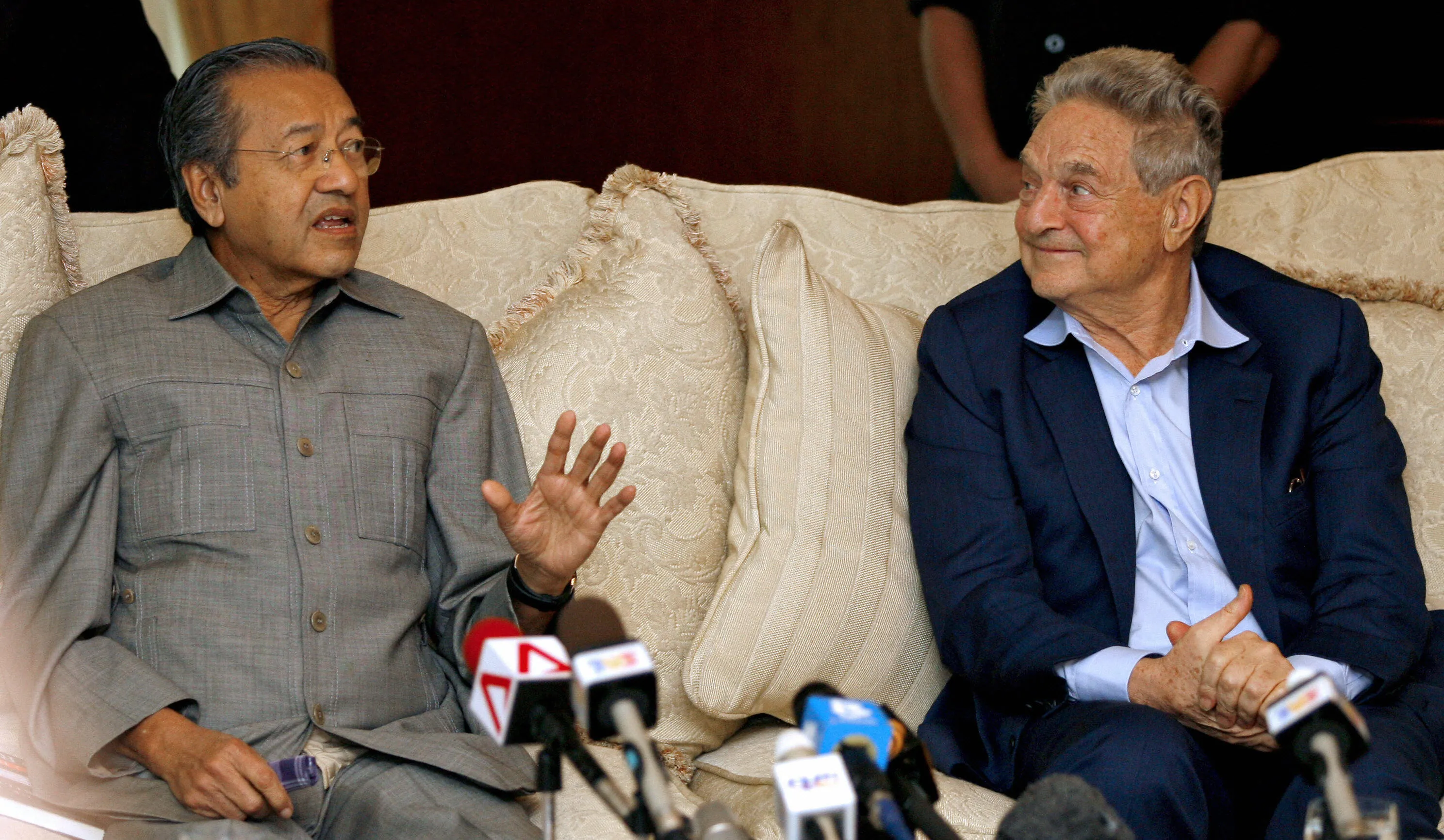 George Soros, Mahathir Show the Asian Financial Crisis Was More Than an