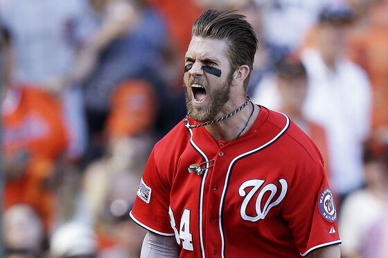 The $300 Million Paydays Eluding Bryce Harper and Manny Machado