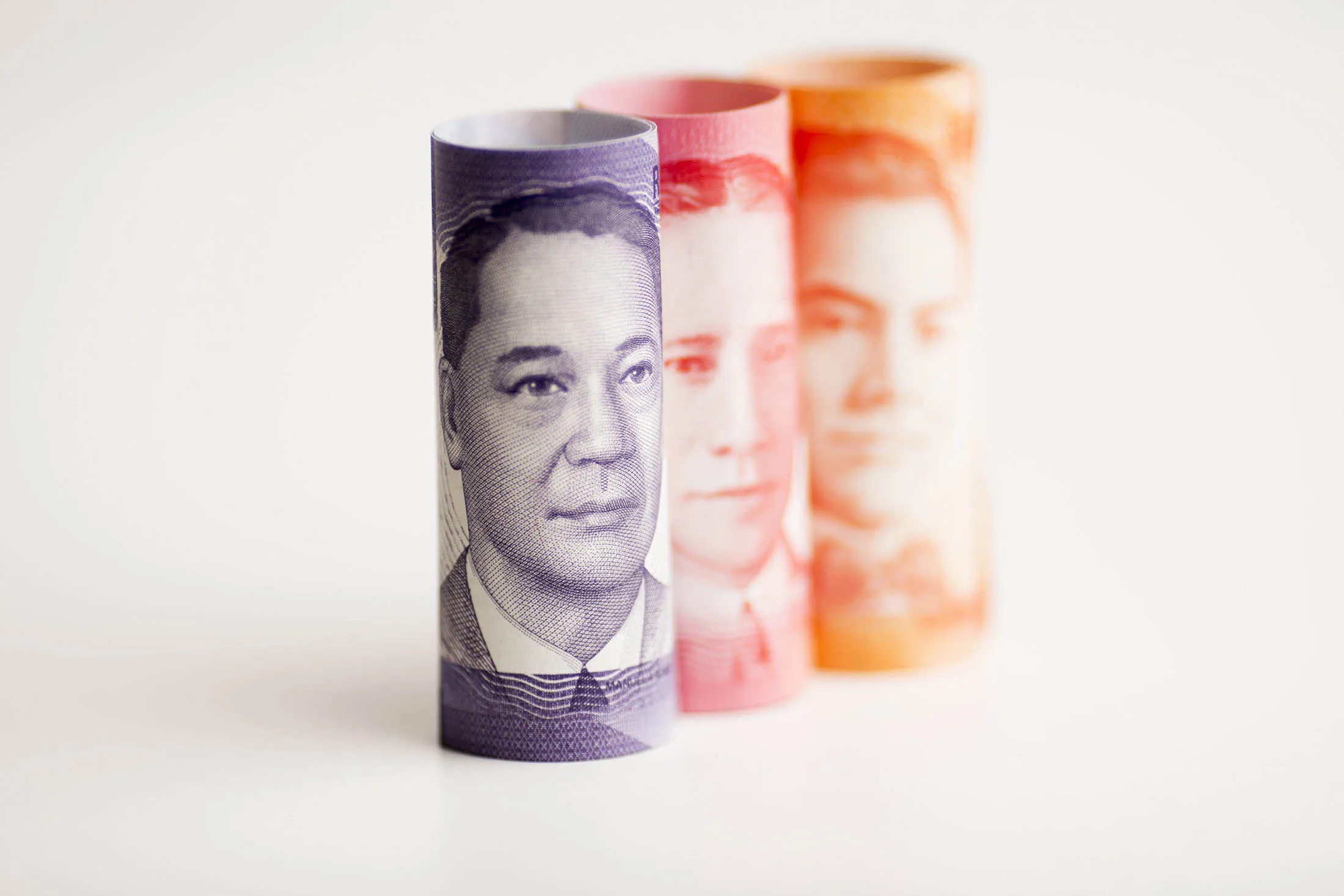 Philippine Peso And Vietnamese Dong Banknotes After Fed Gifts Emerging Markets A Lifeline