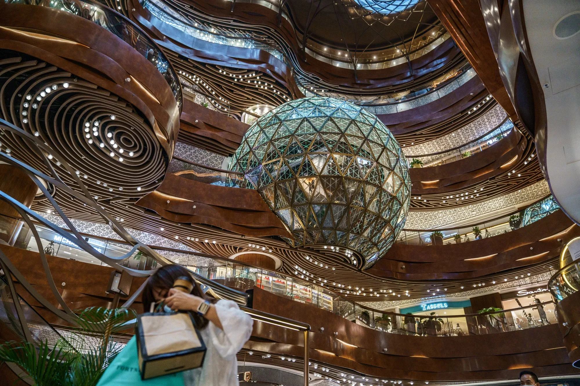 Hong Kong Luxury Shopping: Louis Vuitton, Patek Philippe Plan Major  Investment - Bloomberg