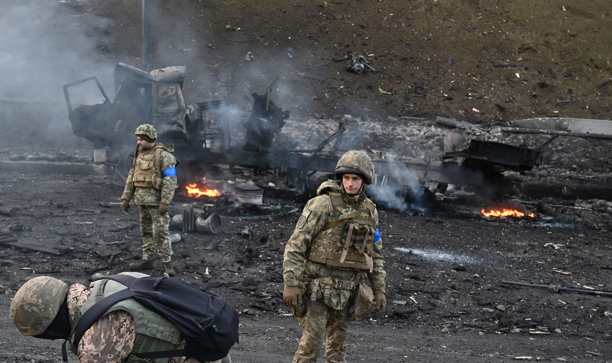Ukrainian soldiers&nbsp;looking for unexploded ordnance in Kyiv in late February.