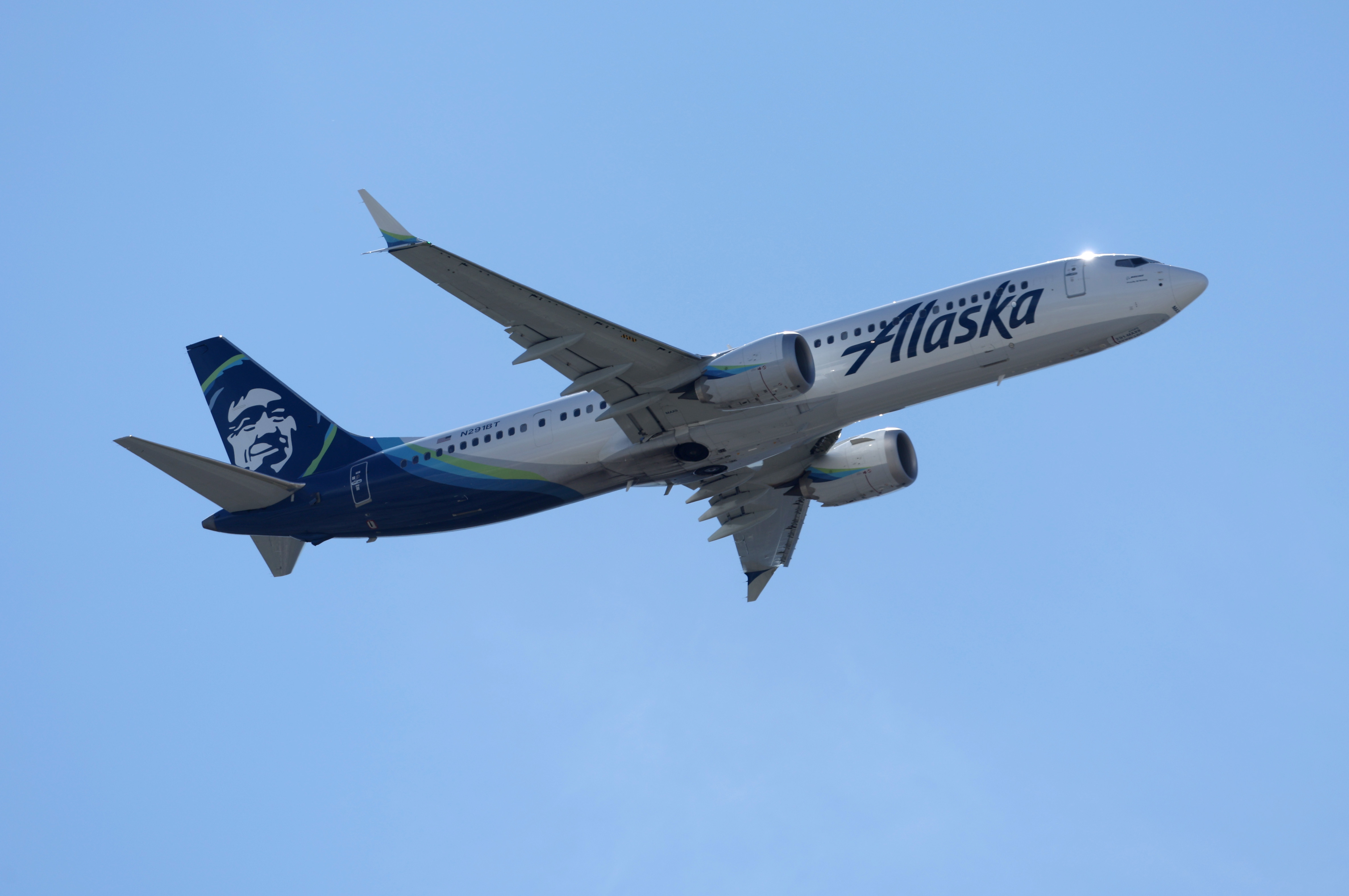 Ascend Pilot Academy - Jobs at Alaska Airlines & Horizon Air