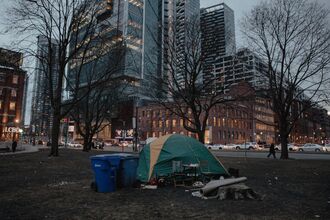 Housing Crisis, Packed Hospitals and Food Lines: Even in Canada?