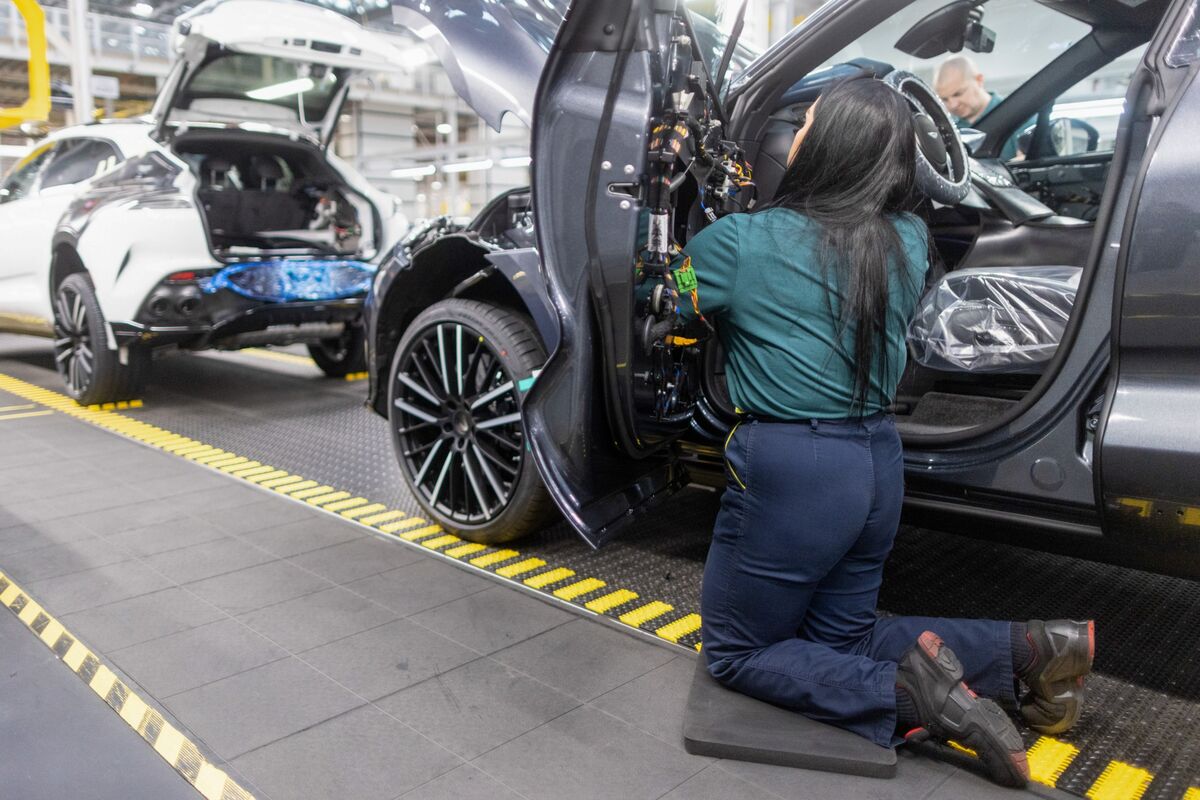 assets.bwbx.io image