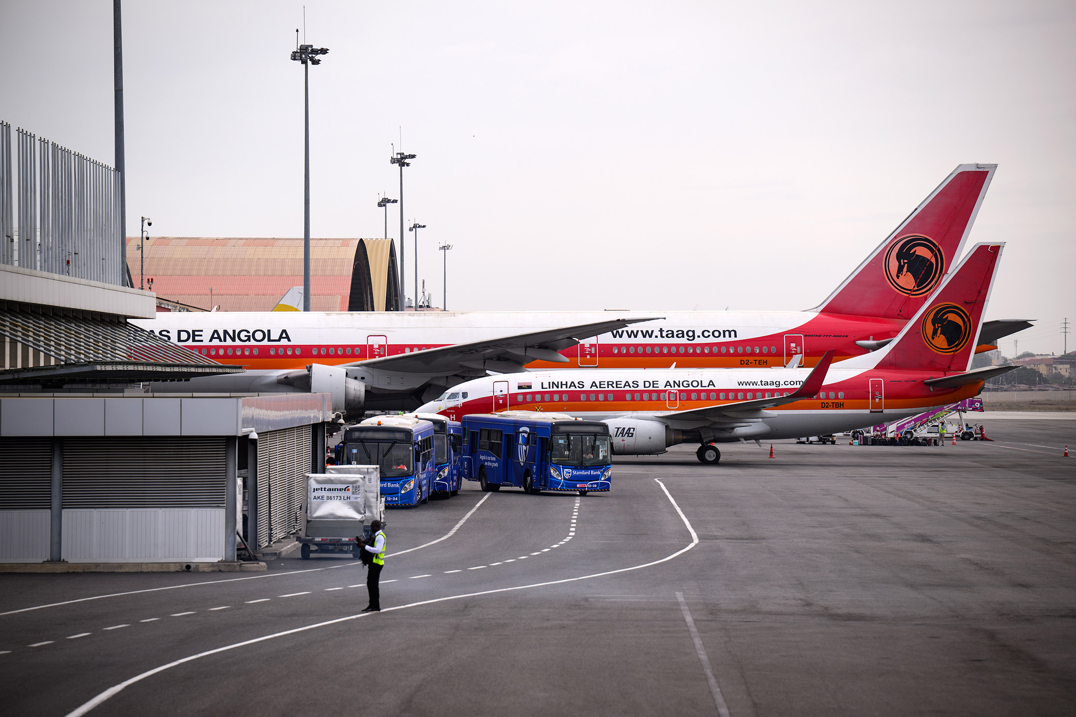 06 November 2025, Angola, Luanda: Aircraft of the Angolan airline Linhas Aereas de Angola - Taag are parked at Quatro de Fevereiro International Airport in Luanda. Photo: /dpa (Photo by Bernd von Jutrczenka/picture alliance via Getty Images)