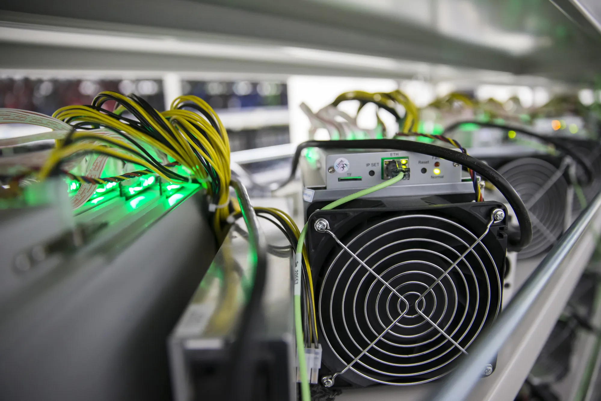 Hackers Steal $60 Million From Japanese Crypto Exchange Zaif - Bloomberg