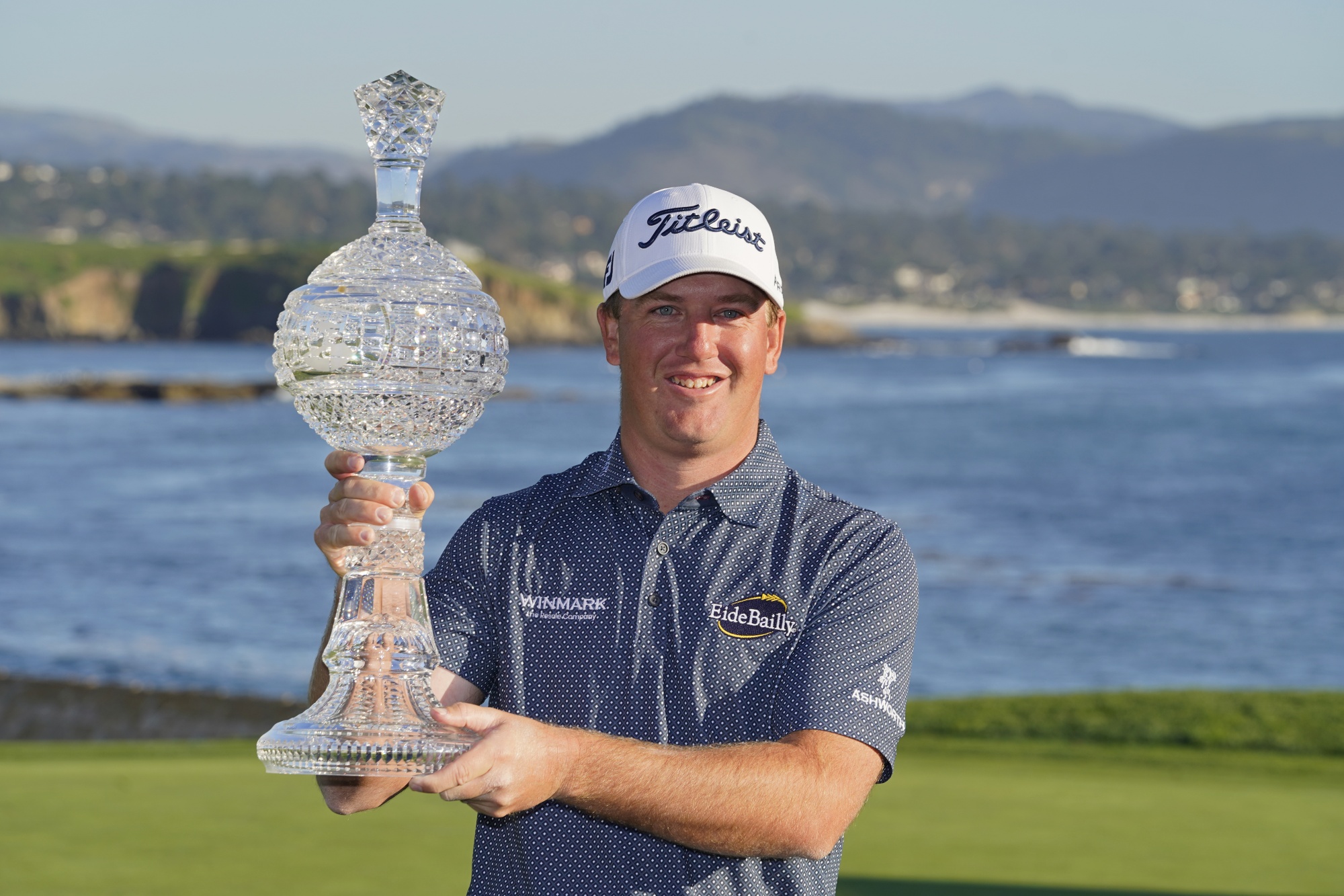 Tom Hoge Surges Past Spieth At Pebble for 1st PGA Tour Win Bloomberg