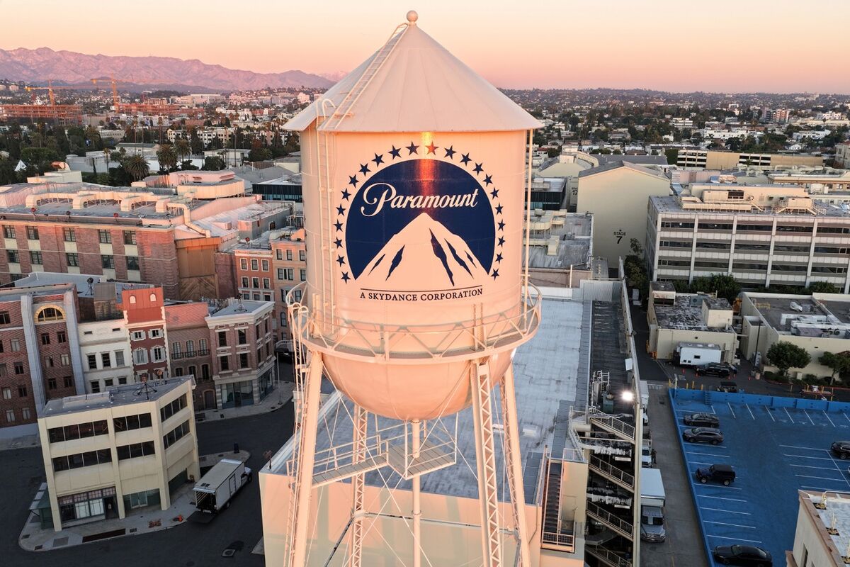 
                            Paramount Submits Higher Offer for Warner Bros.