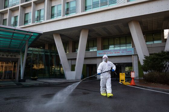 South Korea’s Virus Outbreak May Be Slowing, Officials Say