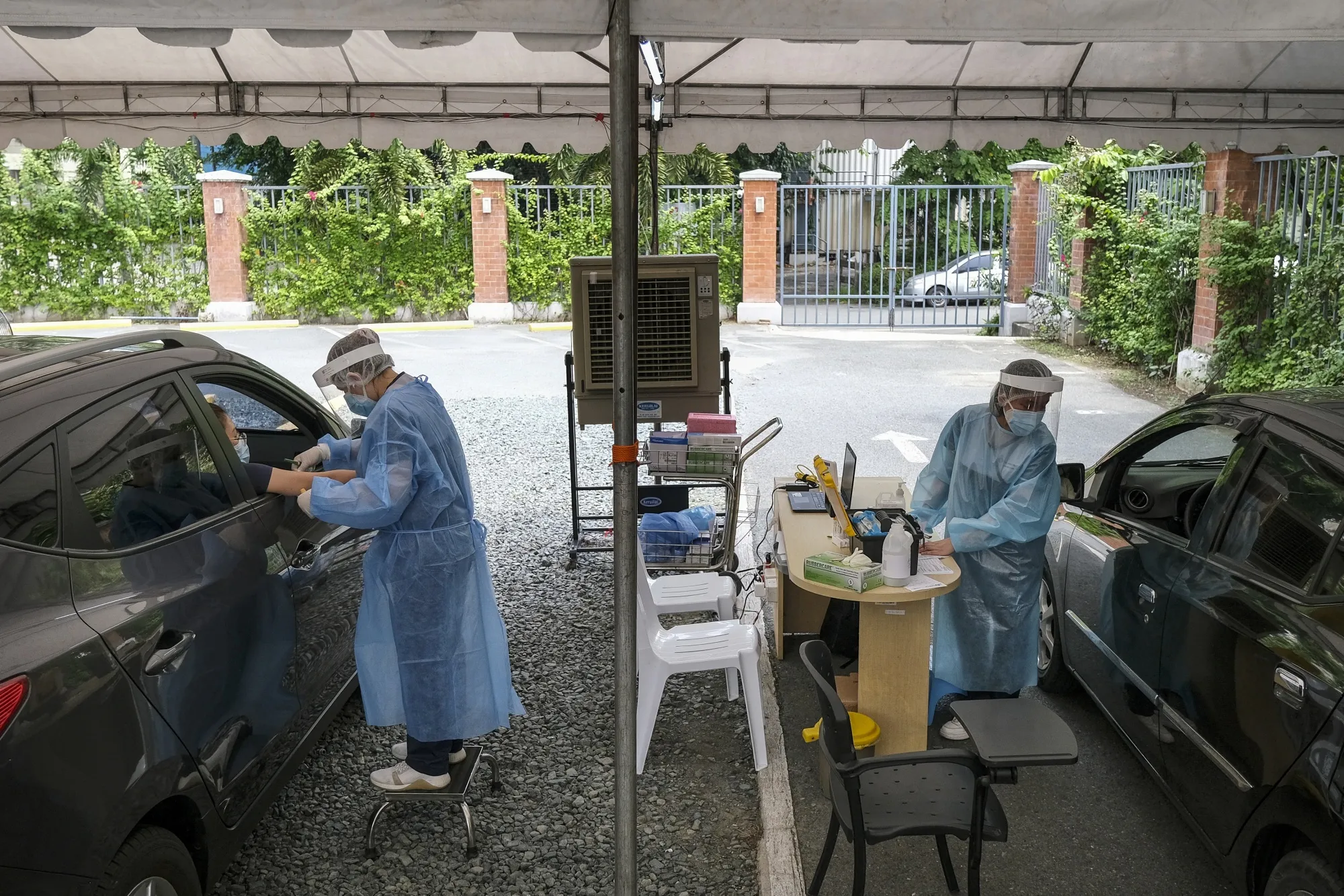 Workers take blood samples at a testing center&nbsp;in Pasig City, Metro Manila, the Philippines, on&nbsp;July 8.&nbsp;