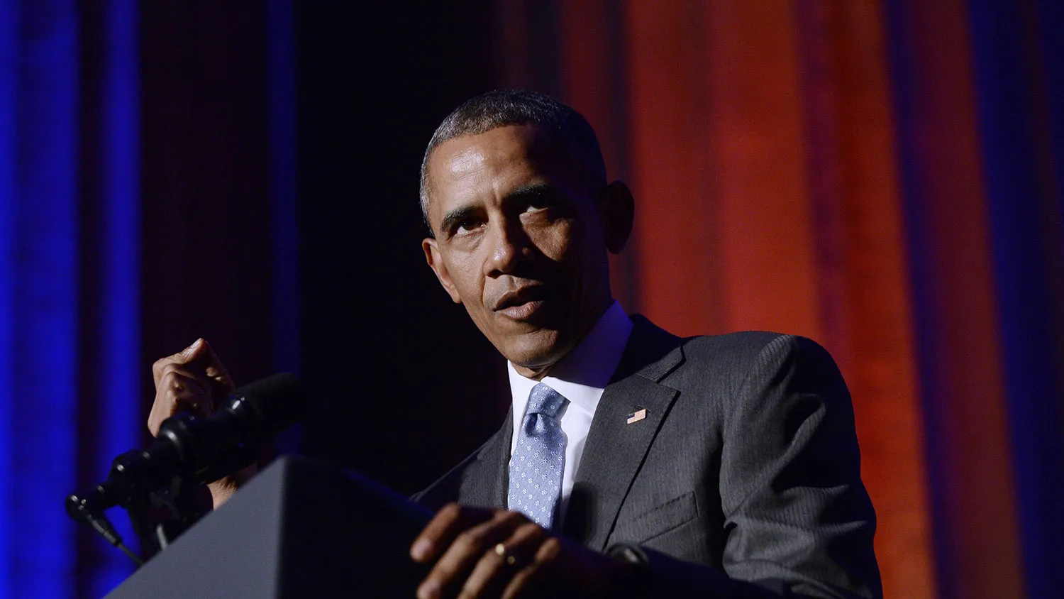 President Barack Obama speaks at the awards dinner for Syracuse University's Toner Prize for Excellence in Political Reporting on March 28, 2016, in Washington.
