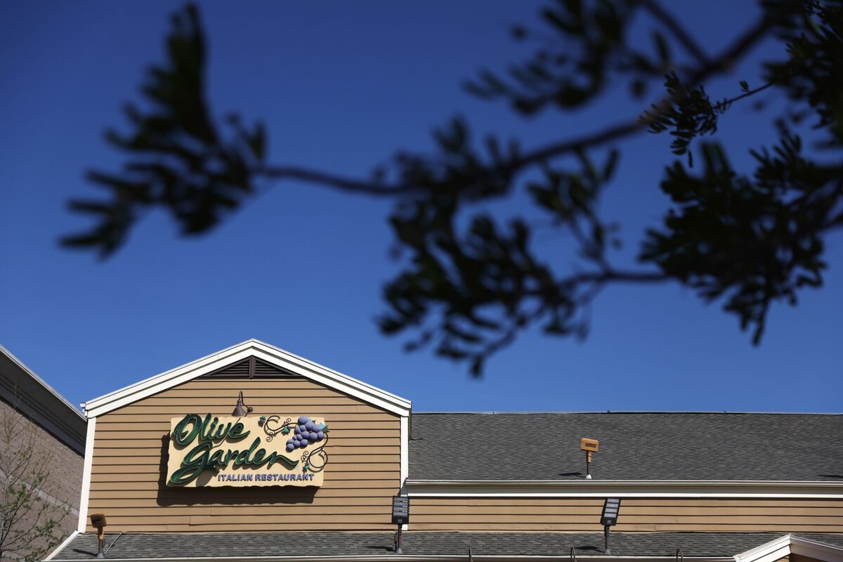 The Economic Significance of Olive Garden’s Sales Trends