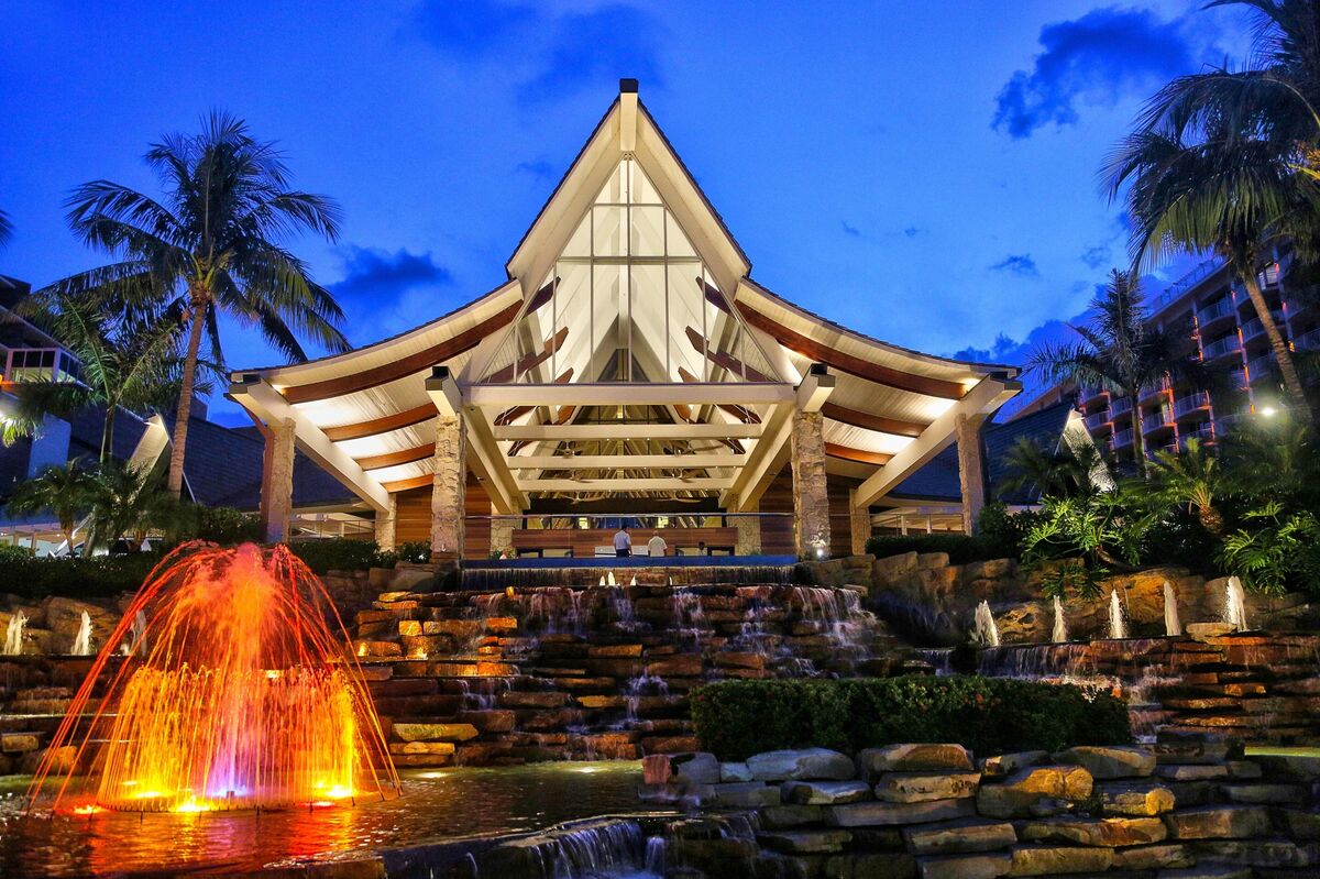 Barings Eyes Sale of Marco Island Resort for Nearly $1 Billion