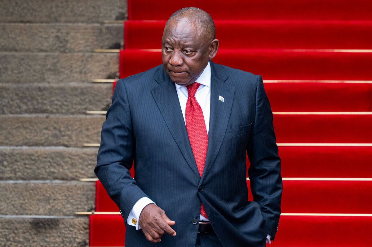 Ramaphosa and Putin Plan Call to Discuss War on Ukraine, Peace Push