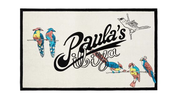 Summer Will Be Better When You Score a Sumptuous Beach Towel
