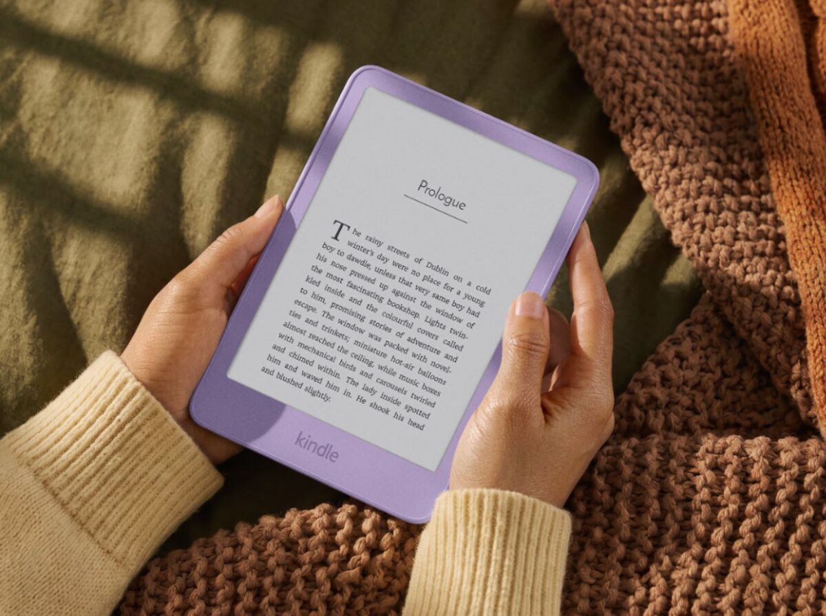 bloomberg.com - Chris Welch - Amazon's New Kindles Are Thinner, Lighter and More Colorful