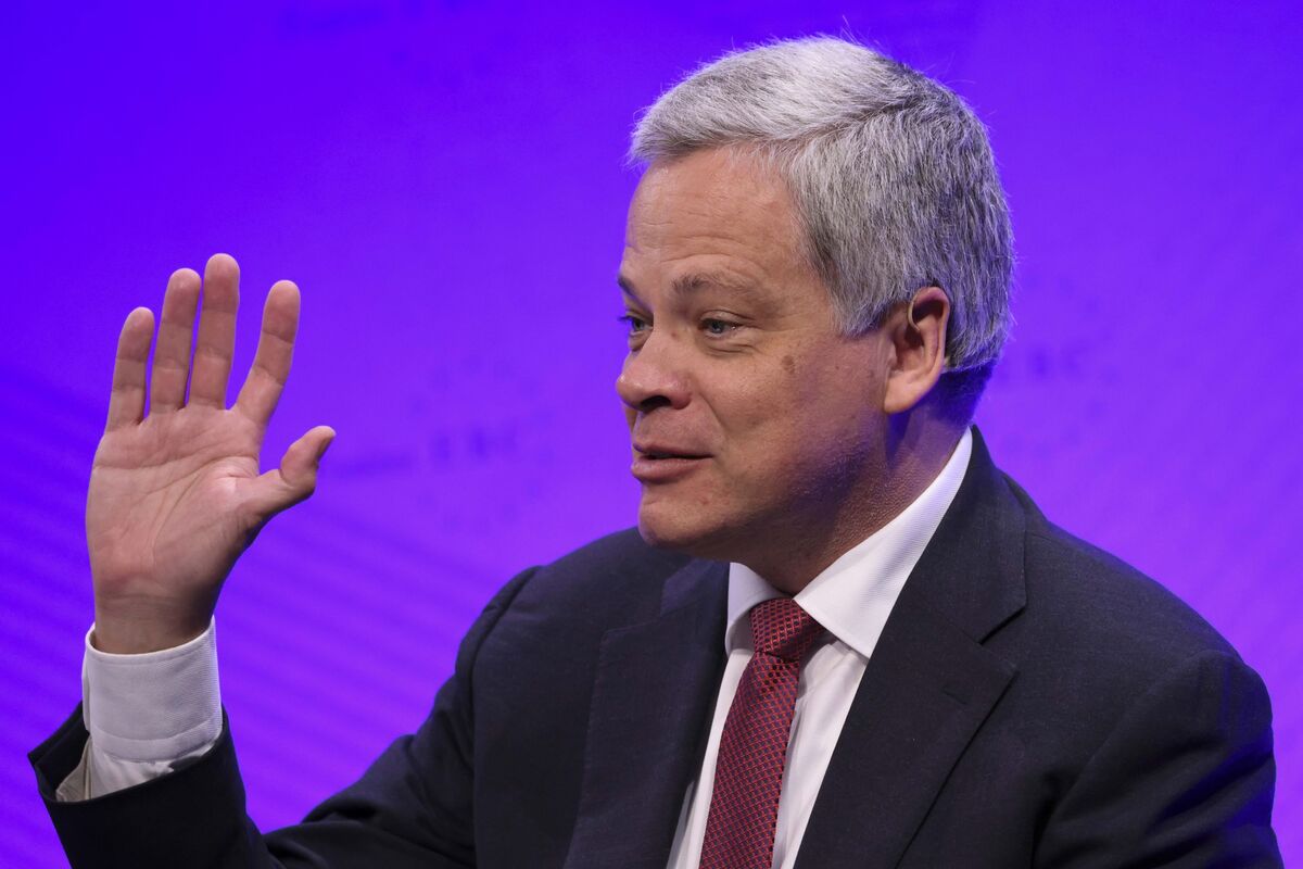 Commerzbank’s Former CEO Met Orcel After UniCredit Bought Stake