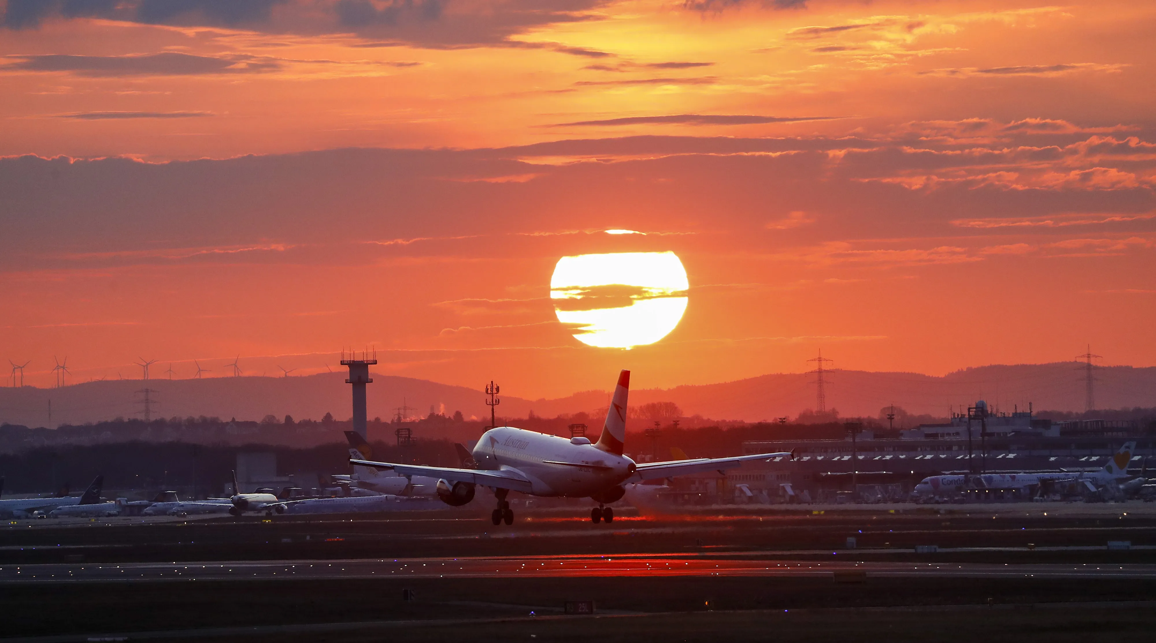 Deutsche Lufthansa AG Seeks State Loan To Weather Coronavirus Fallout