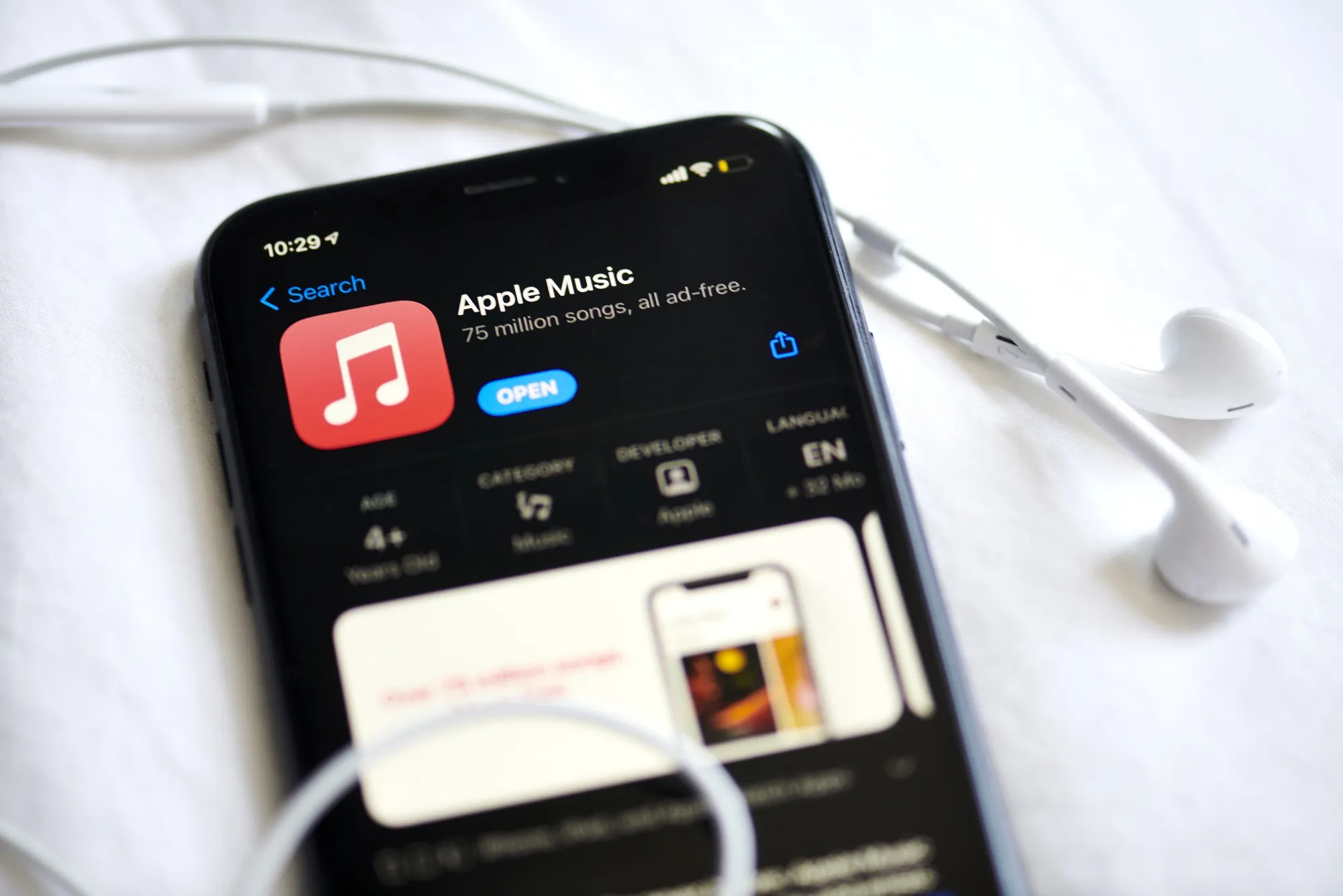 Apple Pre-Installed Apps Would Be Banned Under Antitrust Package
