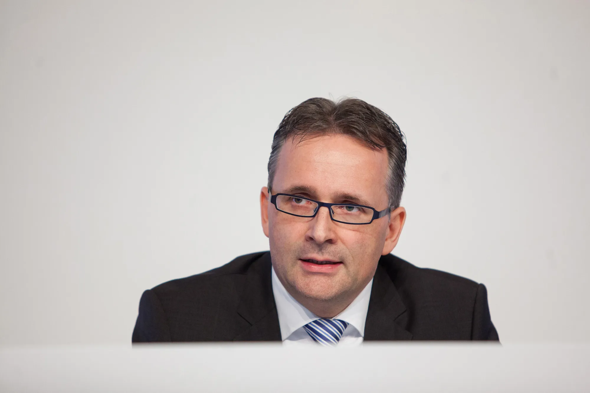 Carsten Knobel