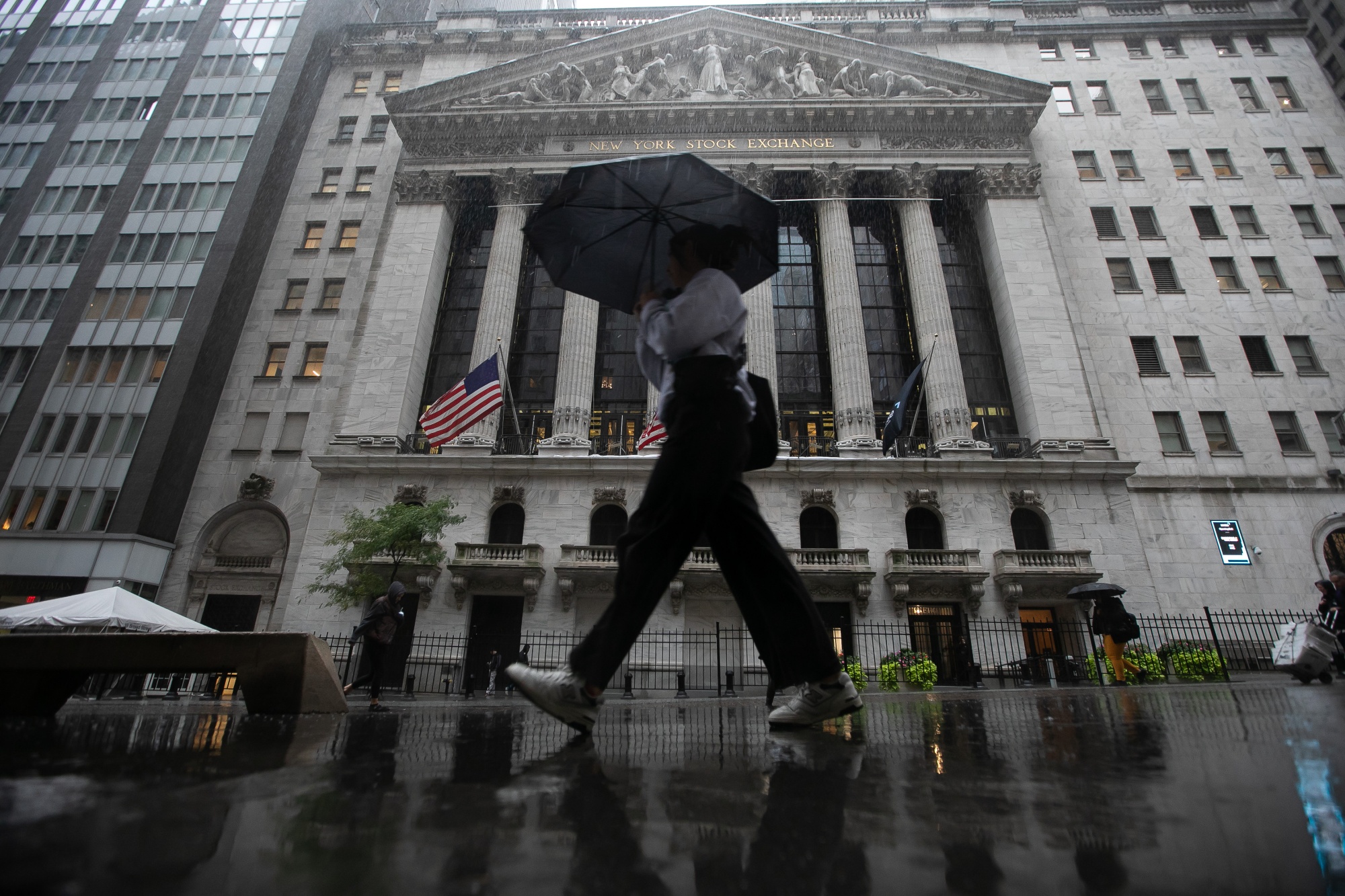 Prime Time: Tokyo Stock Exchange's New Look Goes Into Effect - Bloomberg