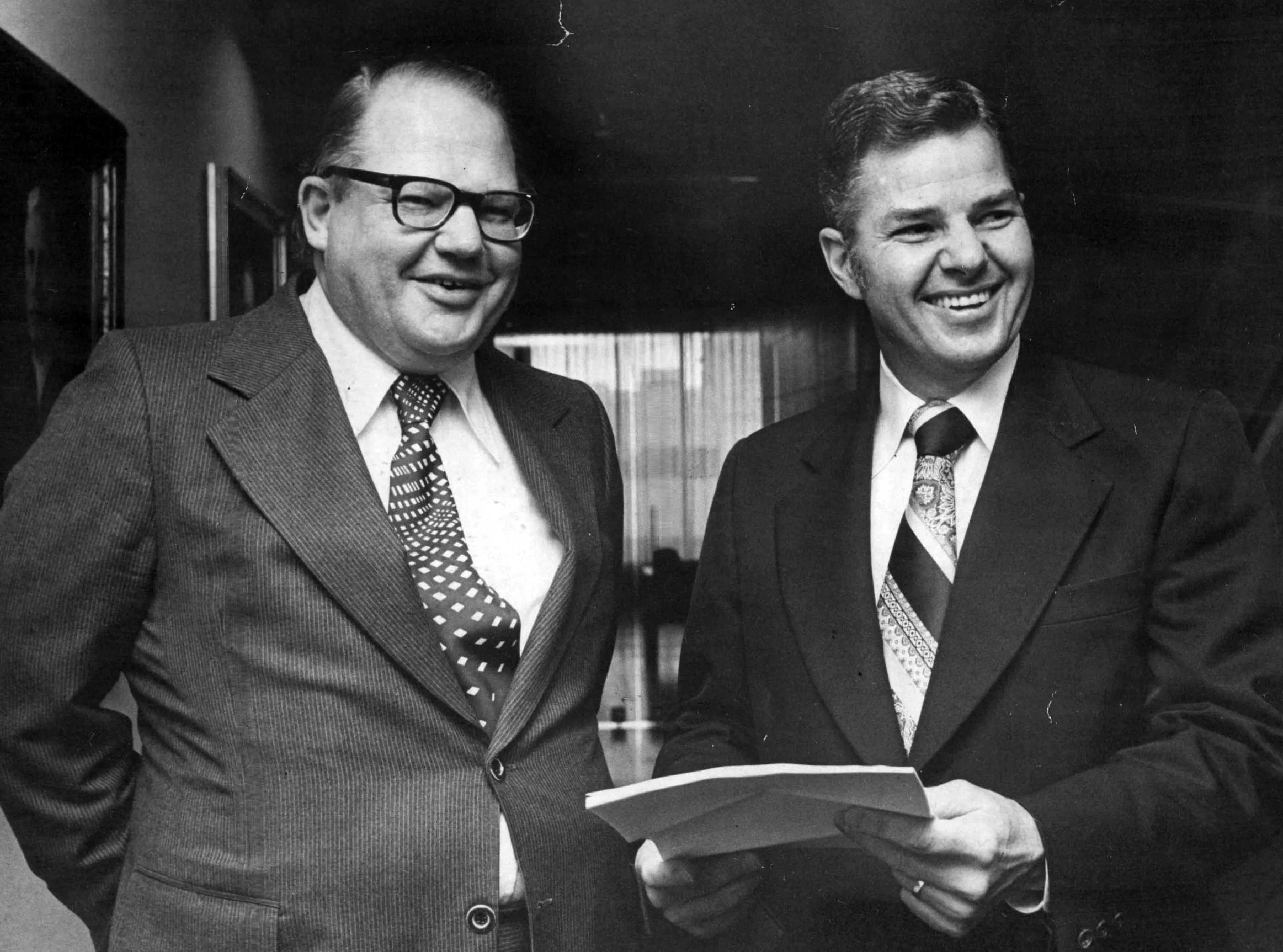 銀の木曜日」で破産のハント氏、億万長者に復活－石油資産売却で