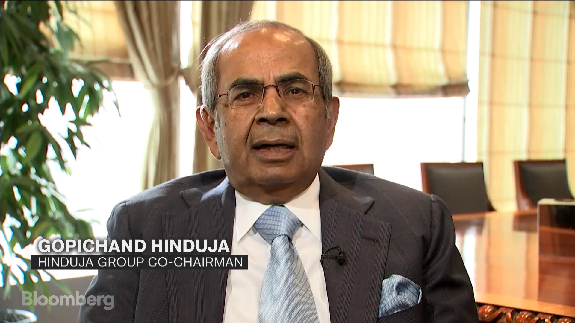 Hinduja group. Хиндуджа. Гопи Хиндуджа. Srichand Hinduja.